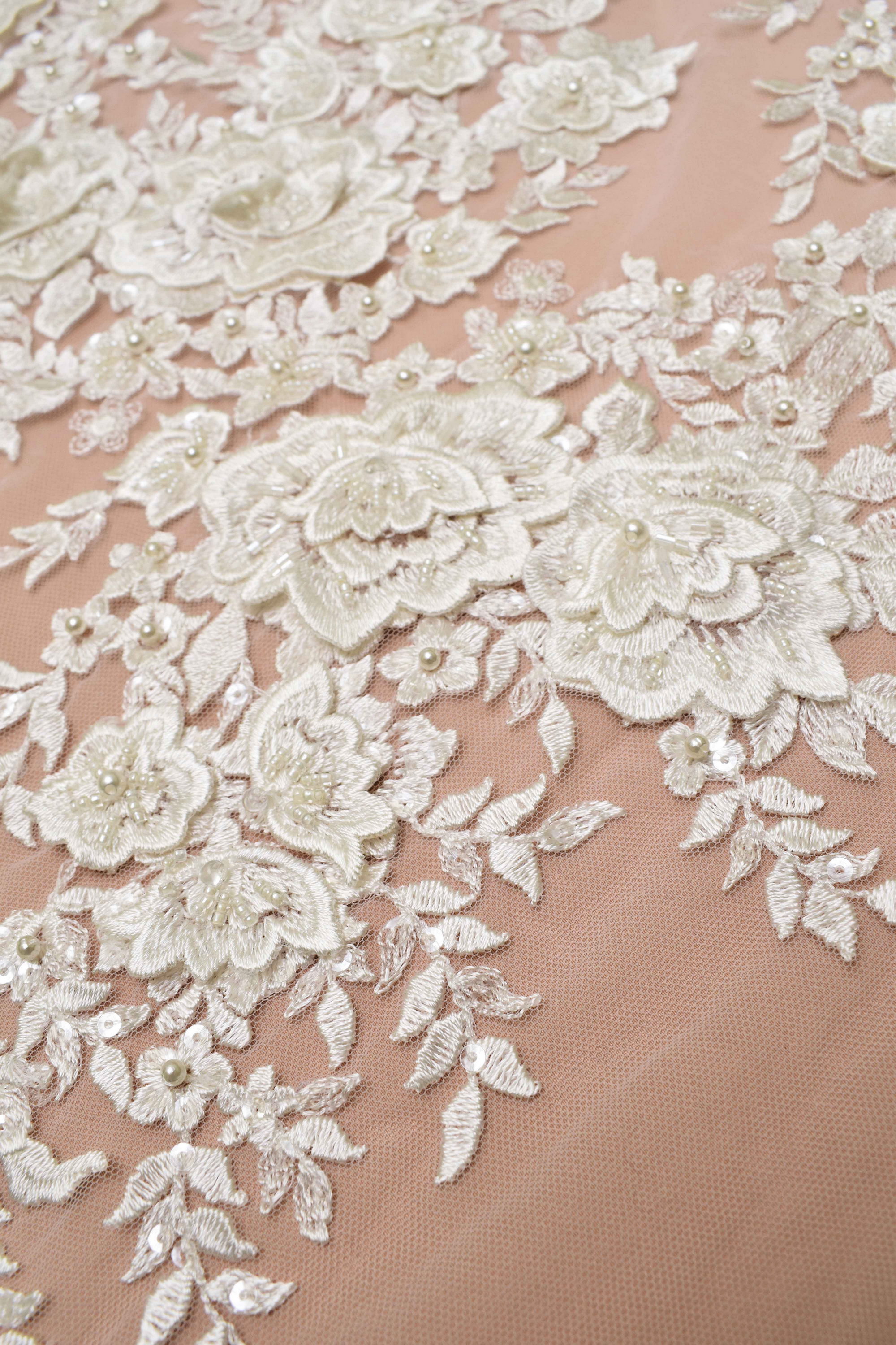 Sale: Guipure &laquo;56135&raquo